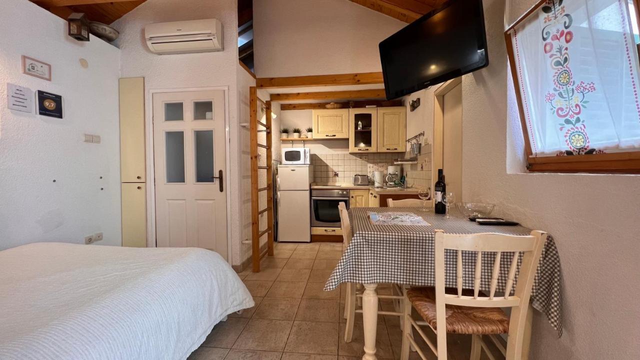 Studio Apartment Karlo Split Exterior foto